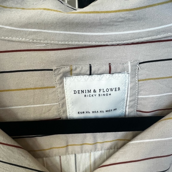 Ricky Singh Casual short sleeve button down. - Picture 2 of 3